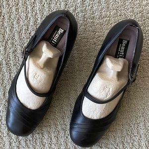 Beautifeel Mary Jane’s - made in Israel NWOT